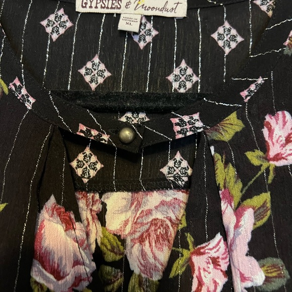 BNWT Floral Long sleeve shirt size XL - Picture 3 of 4